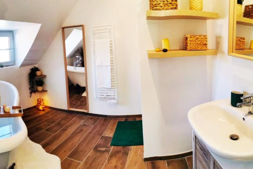 Savannah - 6-8 - Jacuzzi - Zoo De Beauval Holiday home